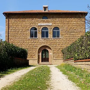 agriturismo-pietramora.it-tuscanyhotel.com/